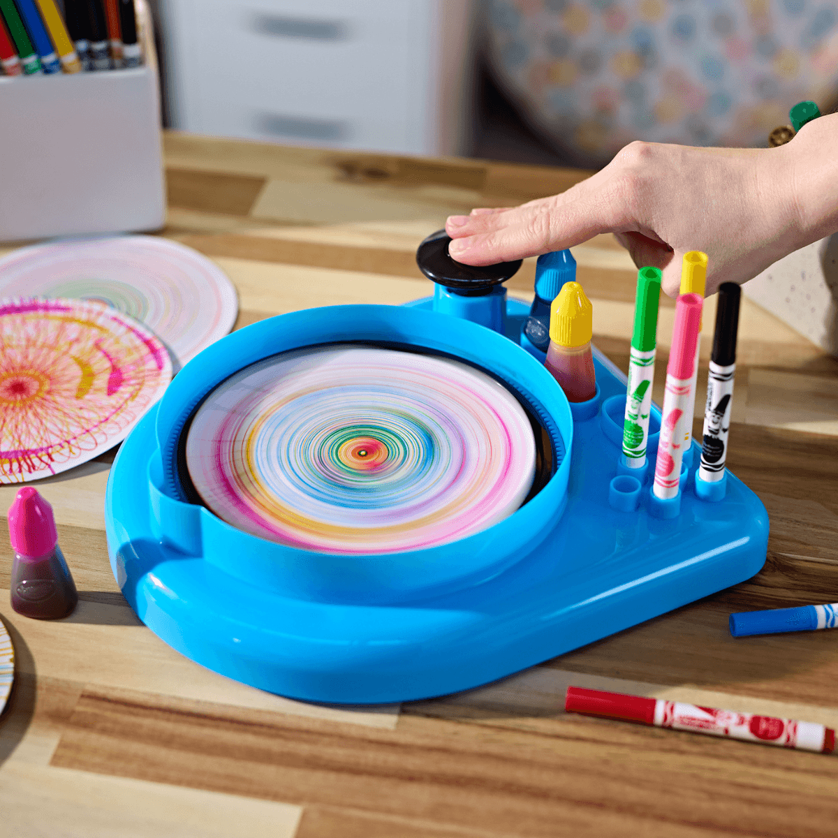 Crayola spin & spiral art station set - crea vortici di colore - CRAYOLA
