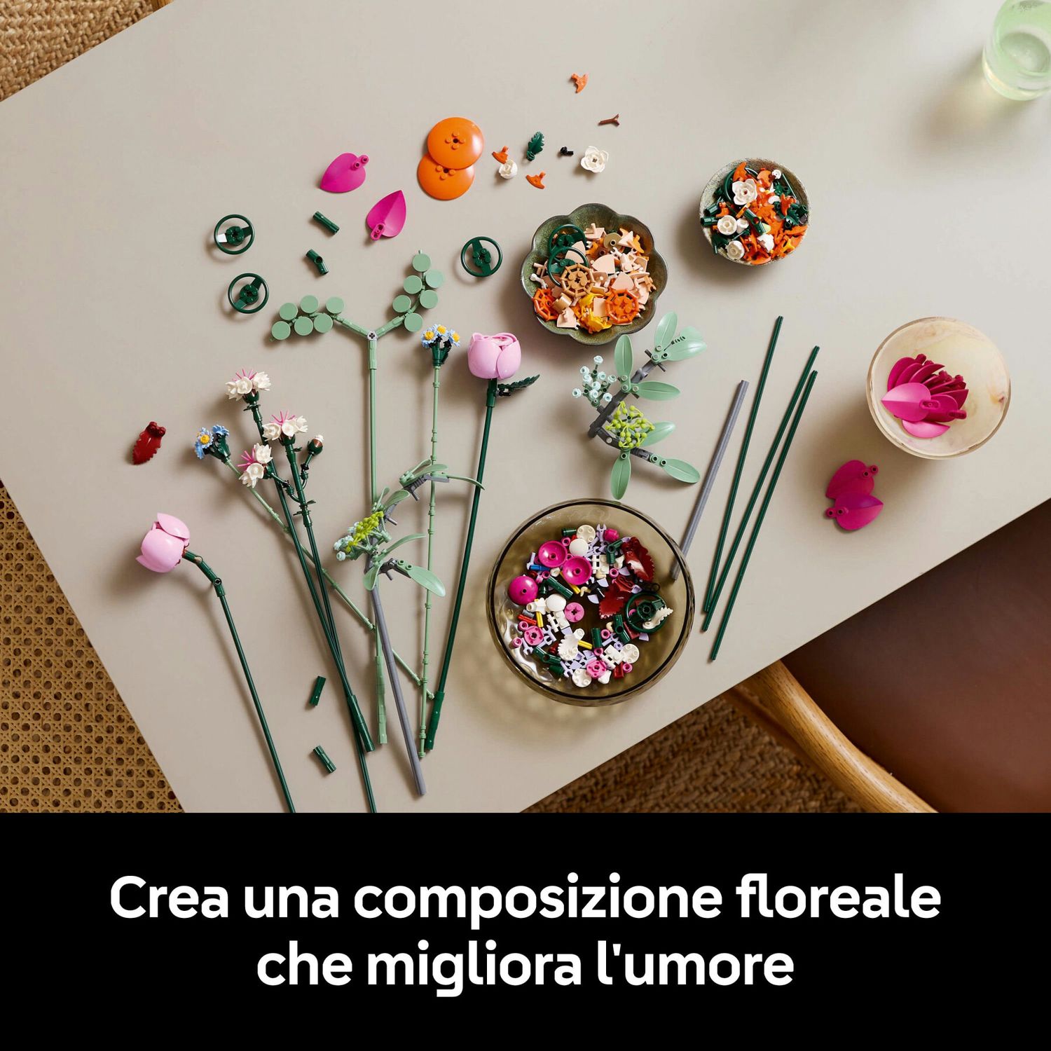 Lego botanicals 10342 bouquet di fiori rosa, kit modellismo adulti, decorazioni casa con piante finte, idea regalo donna o uomo - LEGO ICONS BOTANICAL, Lego, LEGO ICONS