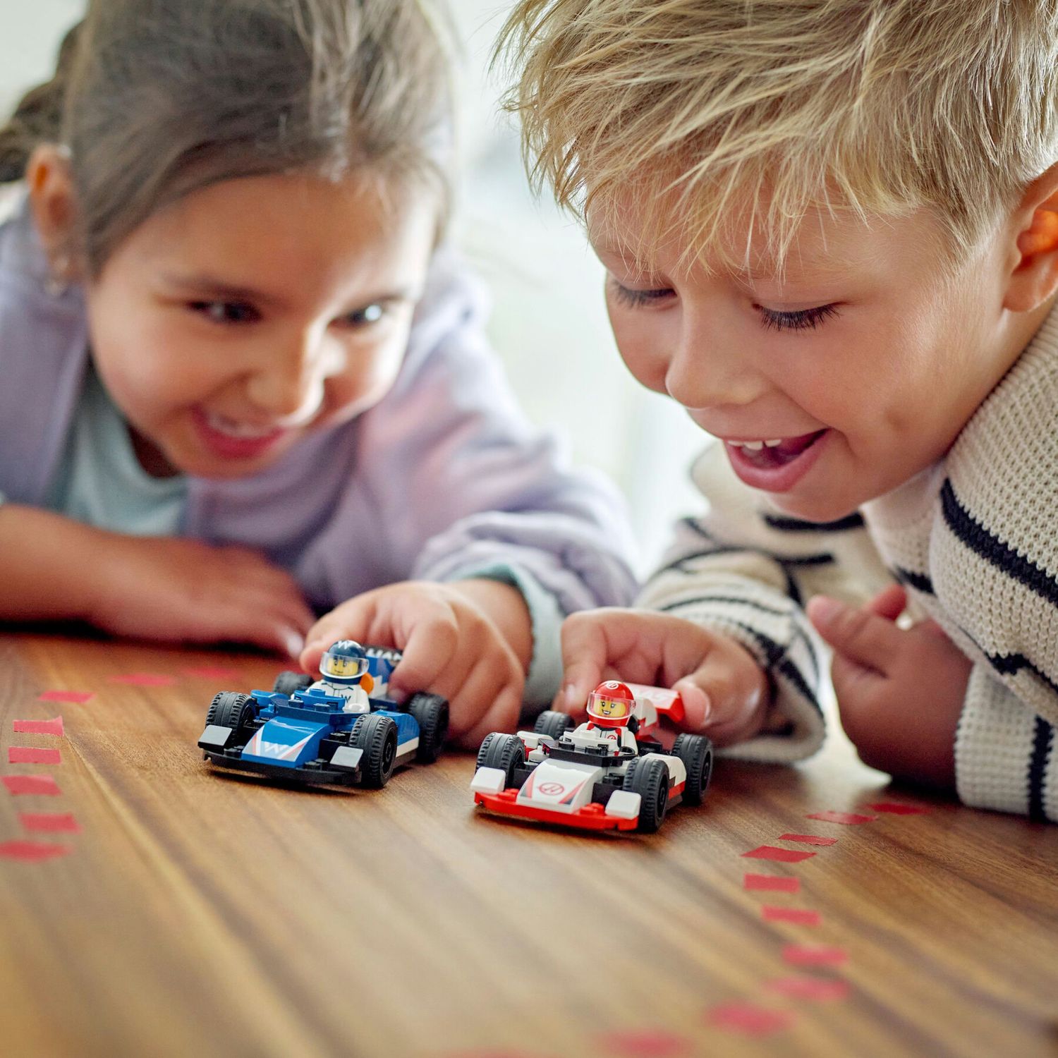 Lego city 60464 williams racing e haas f1, 2 modelli di auto con 2 minifigure, regalo bambini4+ fan delle macchine giocattolo - LEGO CITY, Lego