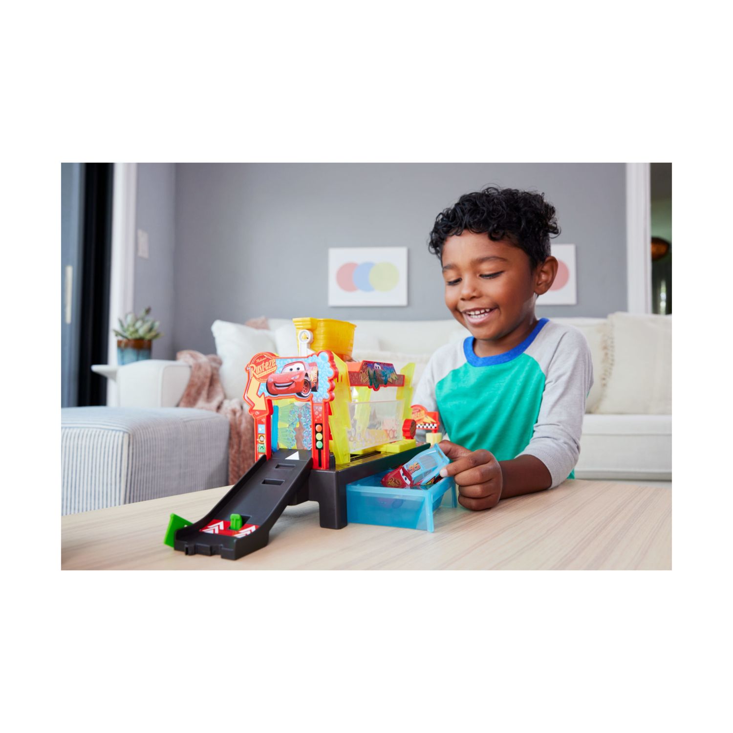 Mattel cars - autolavaggio corsa cambia colore, playset disney pixar con rampa e vasca - Cars