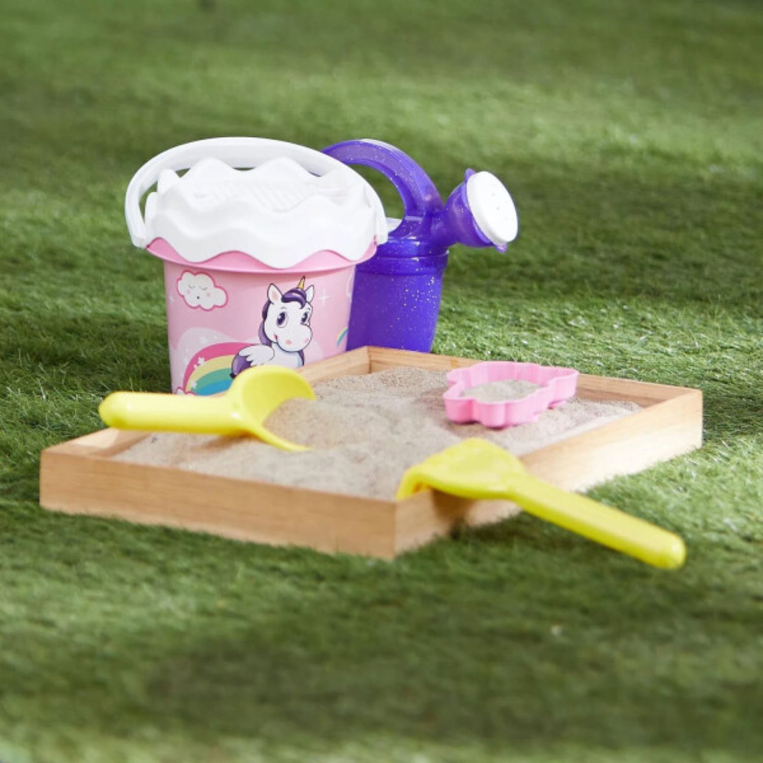 Zaino unicorno con attrezzi per acqua e sabbia, secchio e irrigatore inclusi - ANDRONI GIOCATTOLI