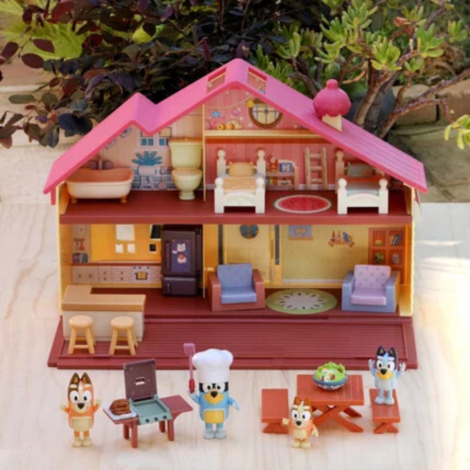 Bluey casa giocattolo con famiglia completa e accessori picnic - include 4 personaggi - BLUEY