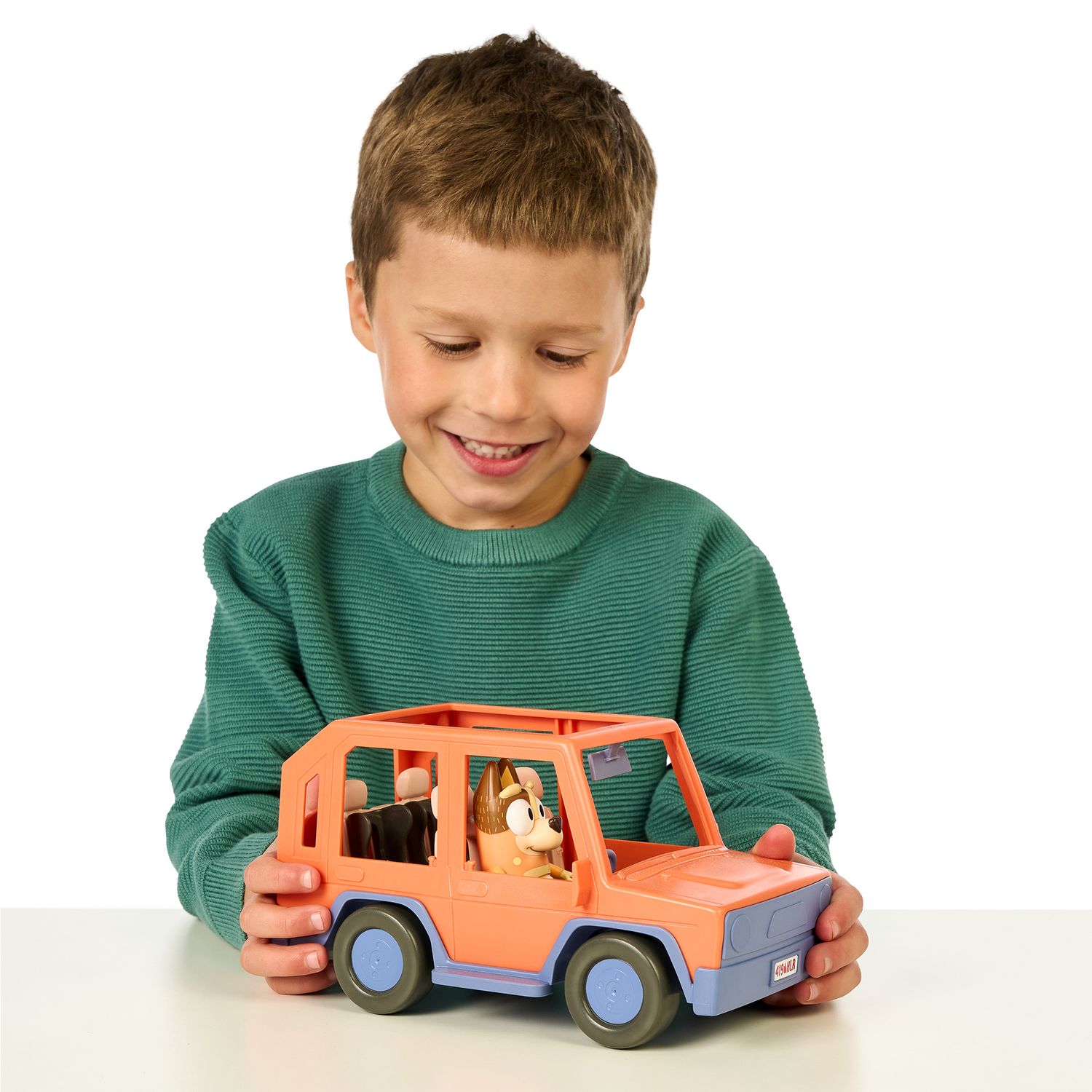 Bluey - veicolo jeep con chilli, amico di bluey per una perfetta gita in famiglia - BLUEY