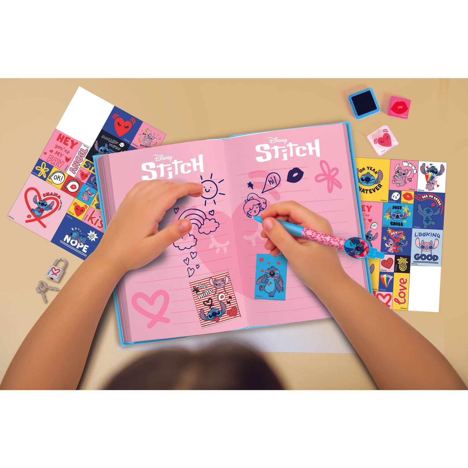 Set creativo mega art set 80 pezzi stitch disney - Disney Stitch