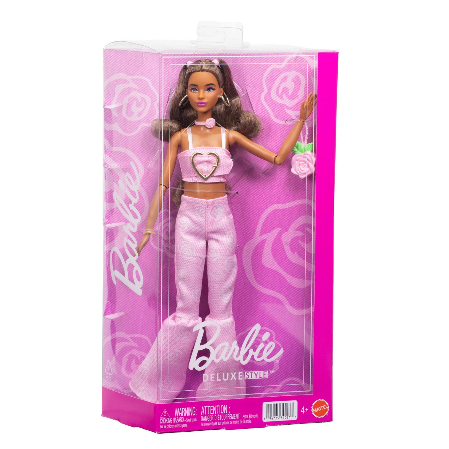 Barbie - deluxe style flare jeans,  bambola dai capelli castani mossi e top in denim rosa, jeans svasati con stampa rosa e accessori - Barbie