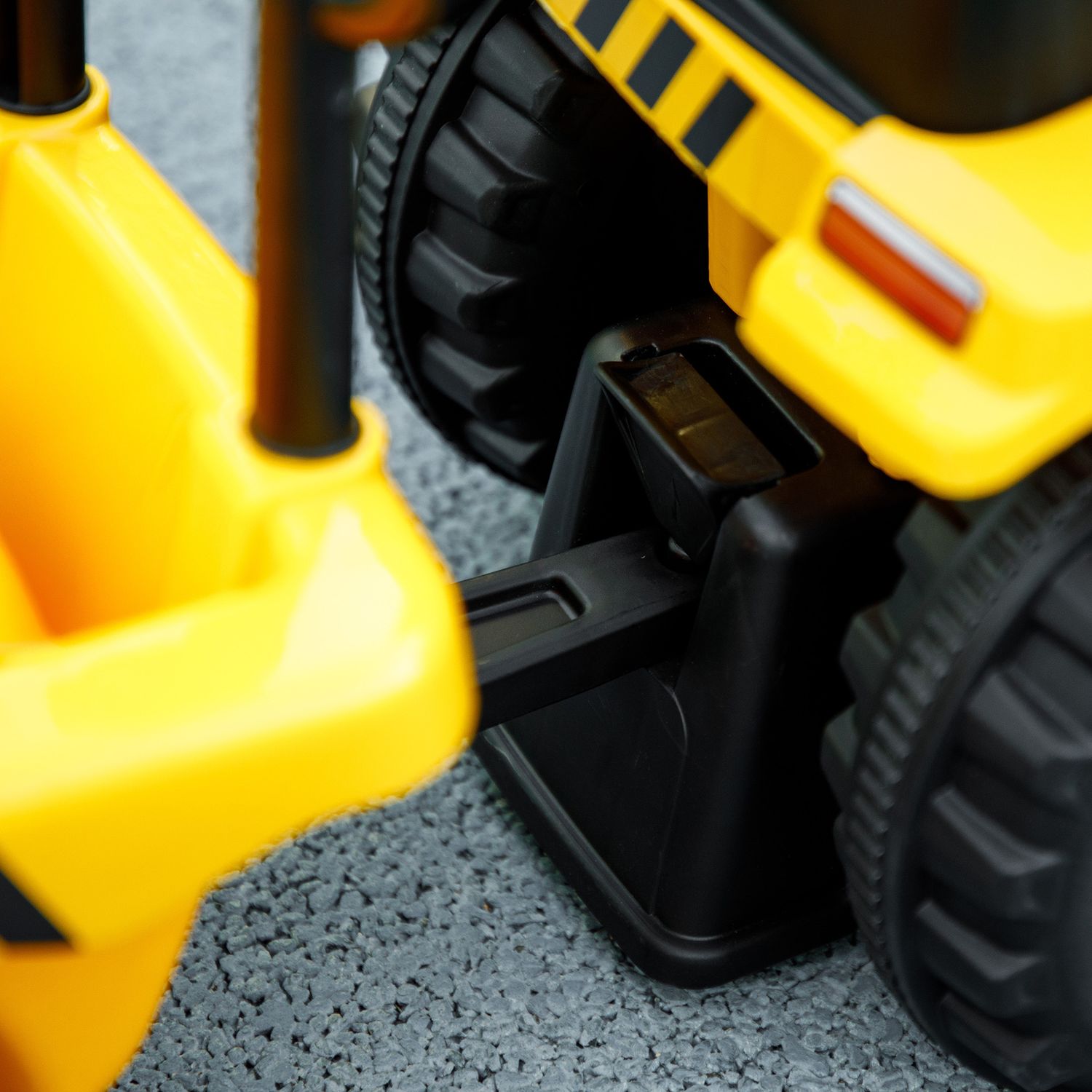 Camion giocattolo per bambini 12-36 mesi con pala e rimorchio, in pp e metallo, 91x29x44 cm, giallo - 