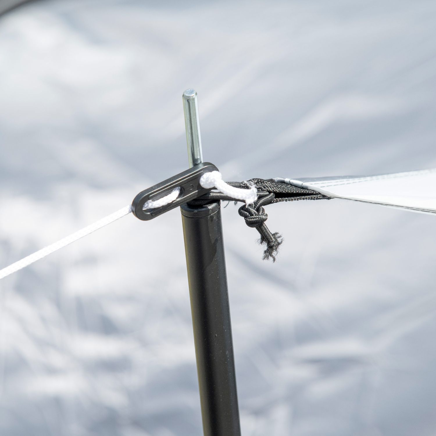 Tenda da campeggio 5 posti con 2 camere impermeabile con baldacchino, 590x245x193 cm, grigio - 