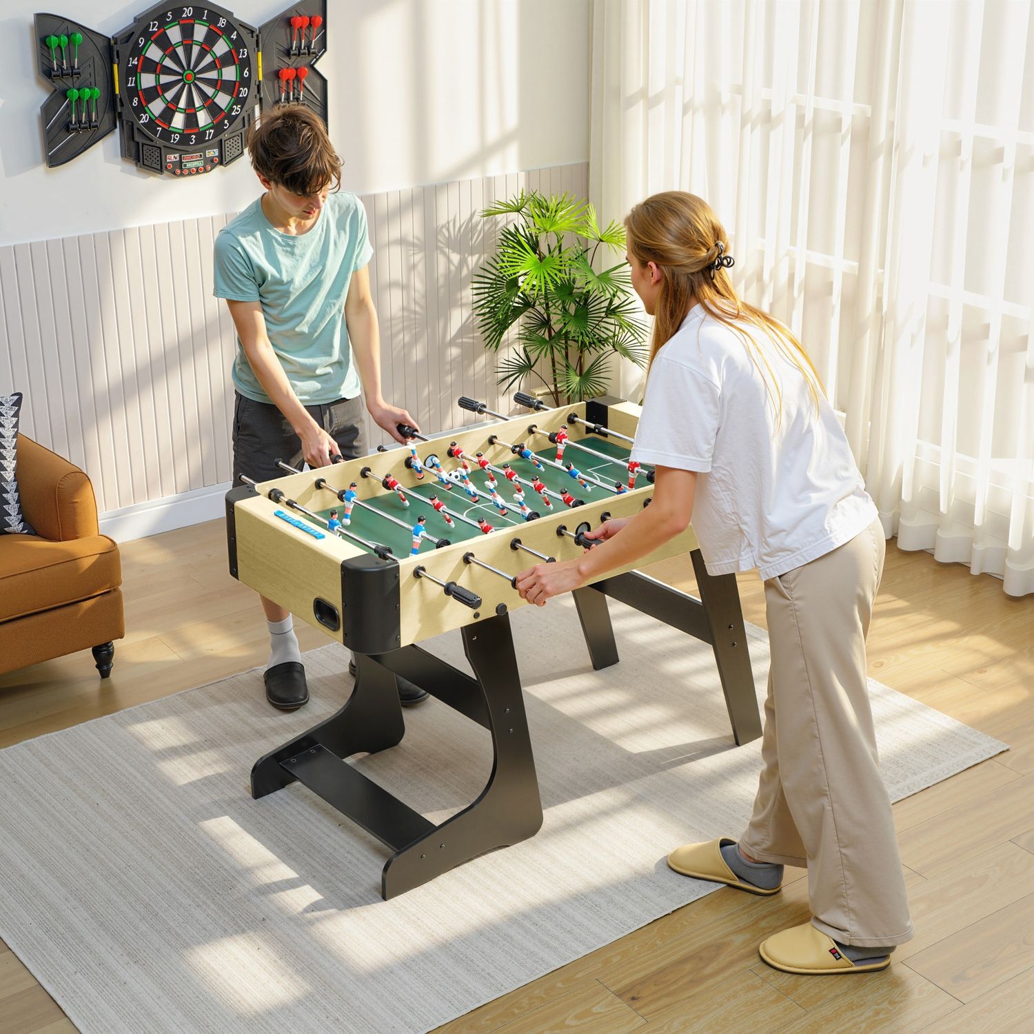 Calcio balilla pieghevole con impugnature antiscivolo, 2 palline e segnapunti, verde e color legno - 