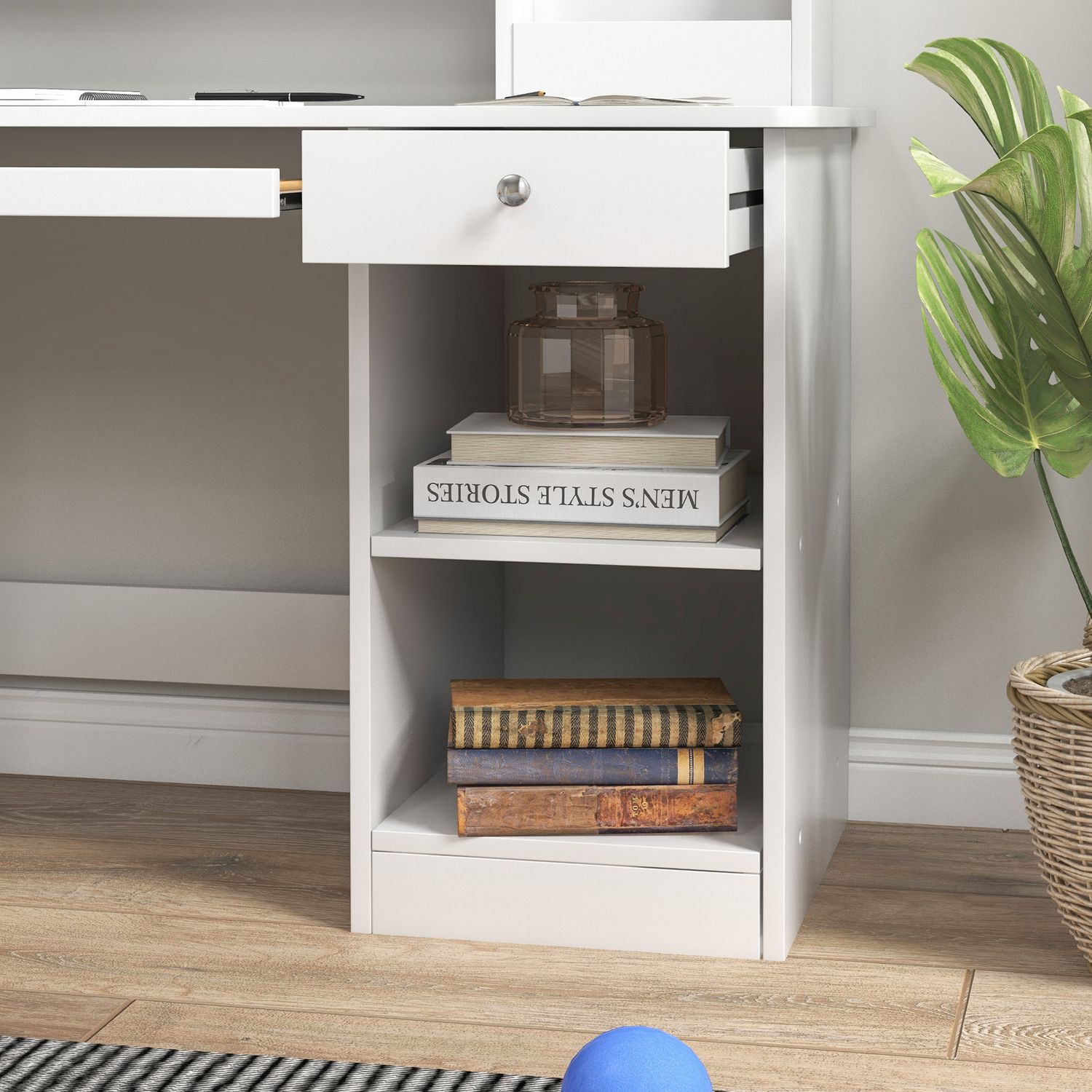 Banco scuola e sedia per bambini da 5-8 anni con scaffale e mensola estraibile in legno bianco - 