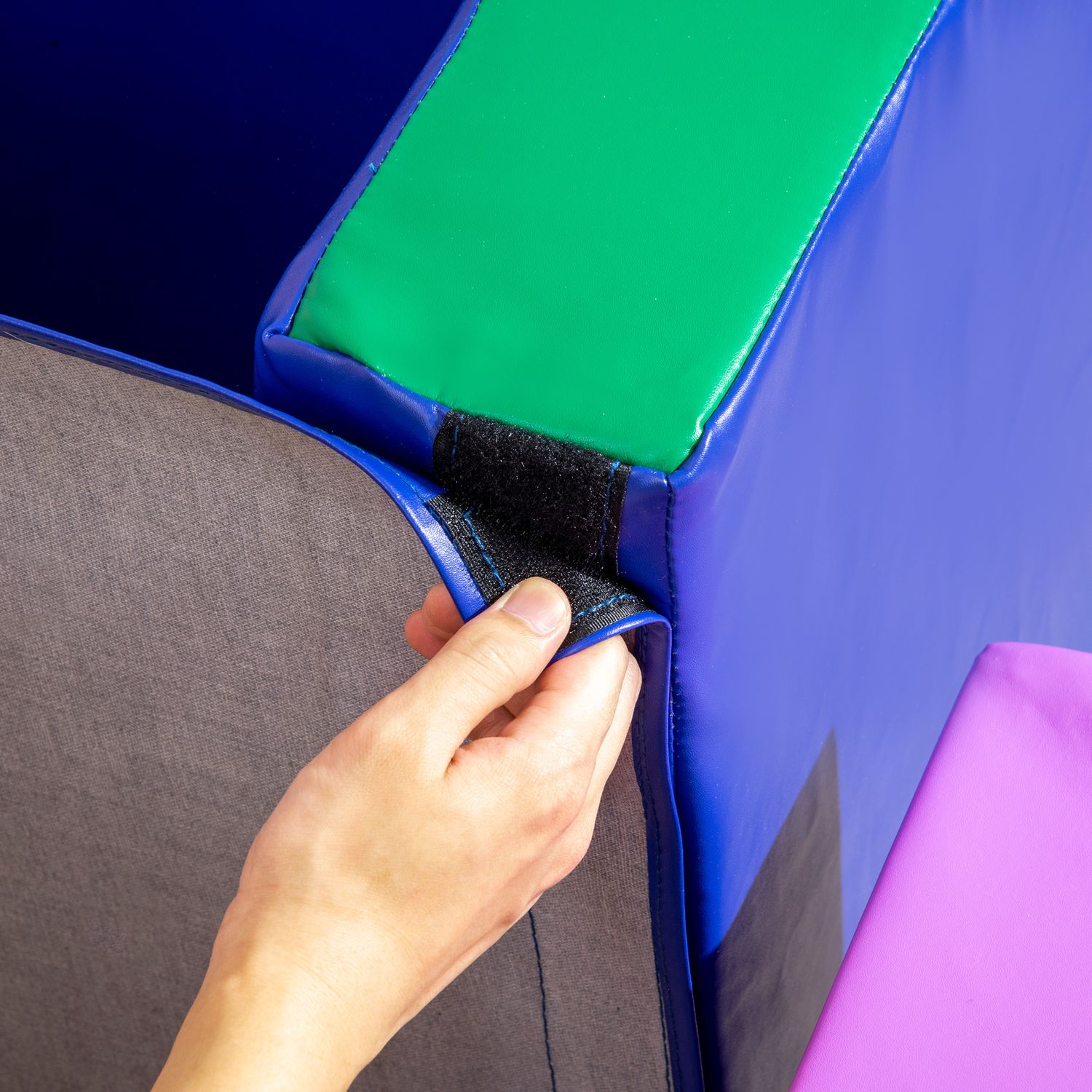 Set da gioco per bambini 12-36 mesi da 7 blocchi multicolore in pu e epe, 170x130x40 cm - 