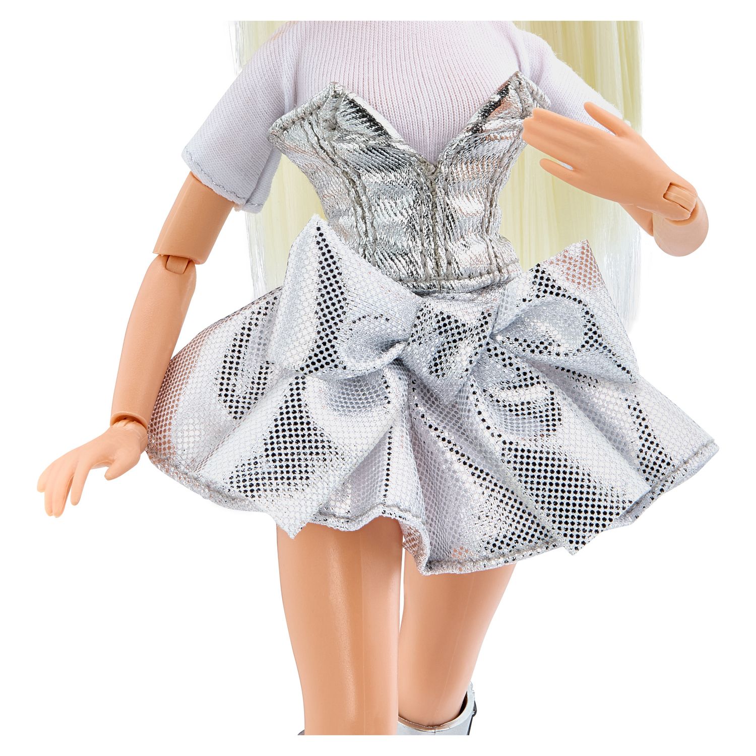 Bratz charmz cloe - bambola fashion con braccialetto e charm collezionabile, include outfit e accessori, confezione da esposizione - BRATZ