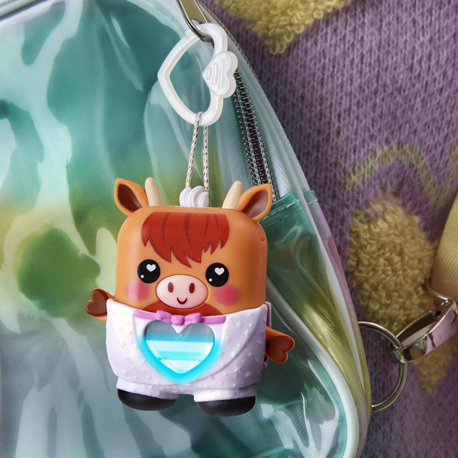 Hasbro nano-mals, cowbert la mucca highlander -  portachiavi interattivo - HASBRO GAMING