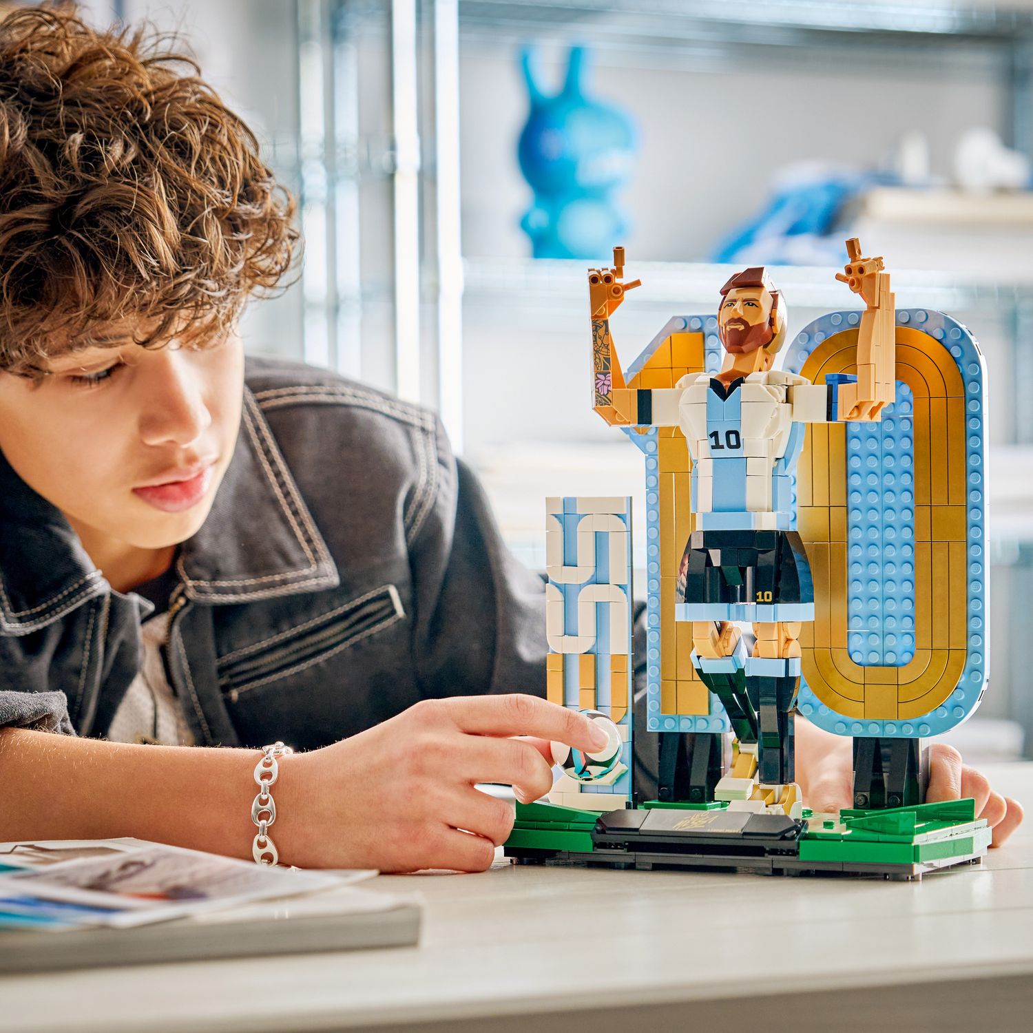 Lego editions football lionel messi – leggenda del calcio - 43015 - Lego