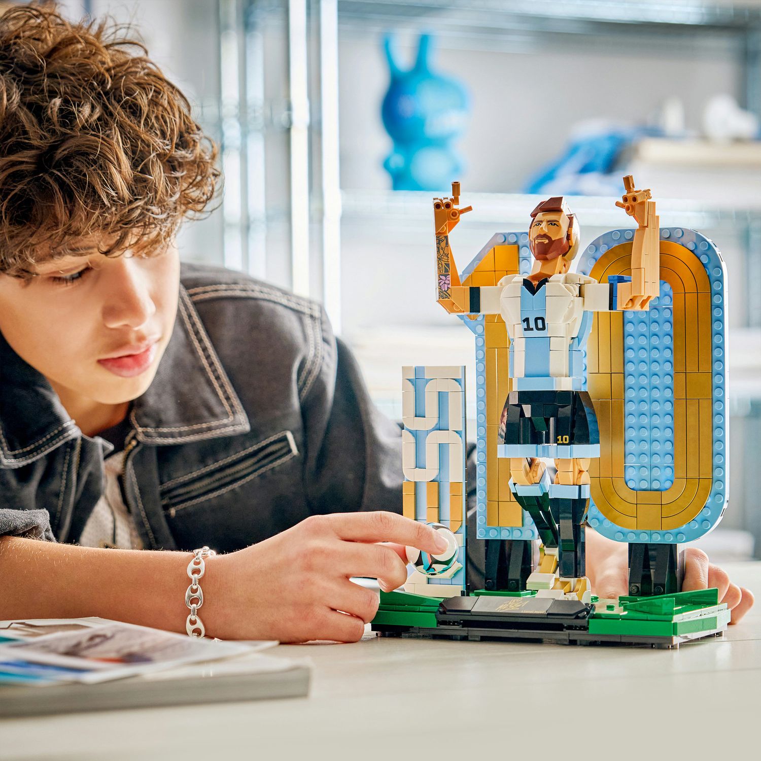 Lego editions football lionel messi – leggenda del calcio - 43015 - Lego