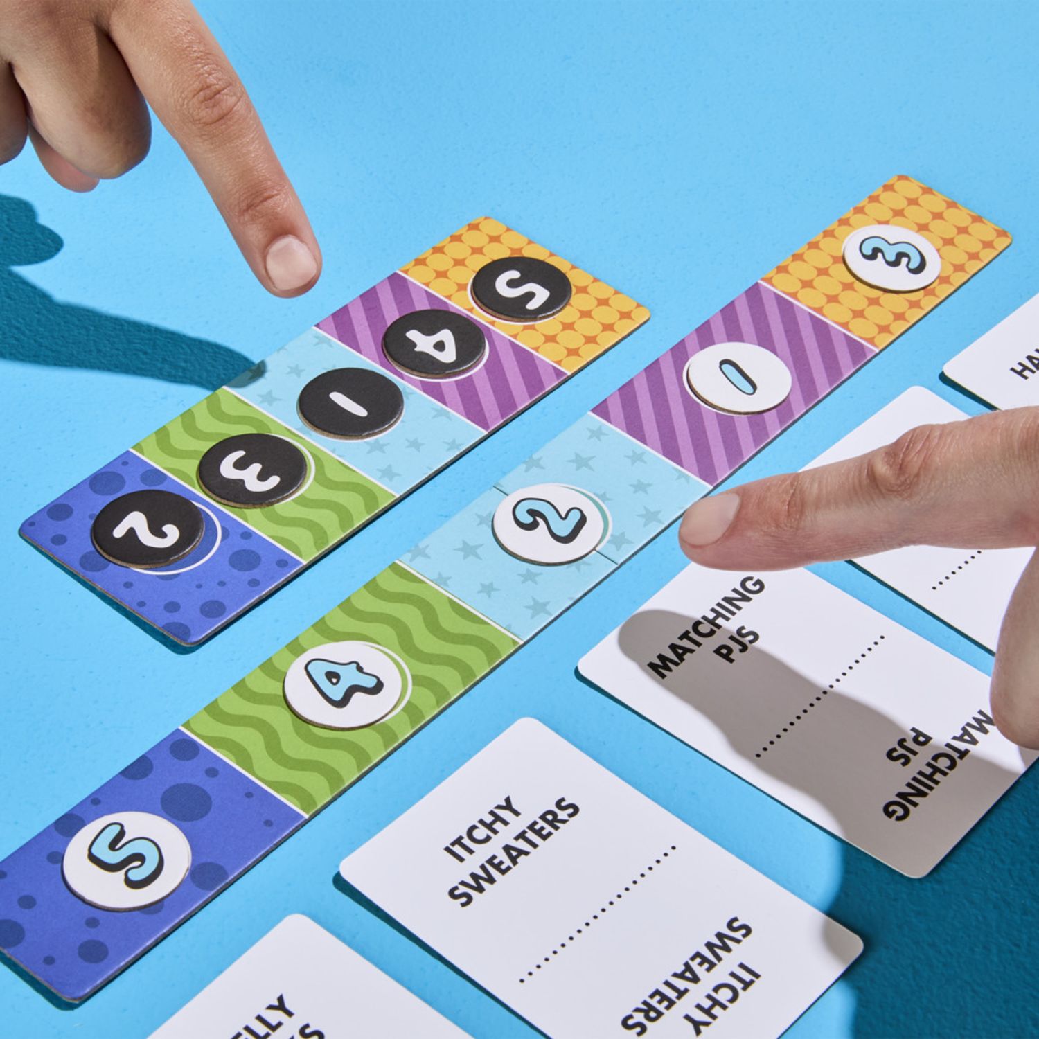 Priorities family – gioco da tavolo per famiglie e amici, divertente e coinvolgente - HASBRO GAMING