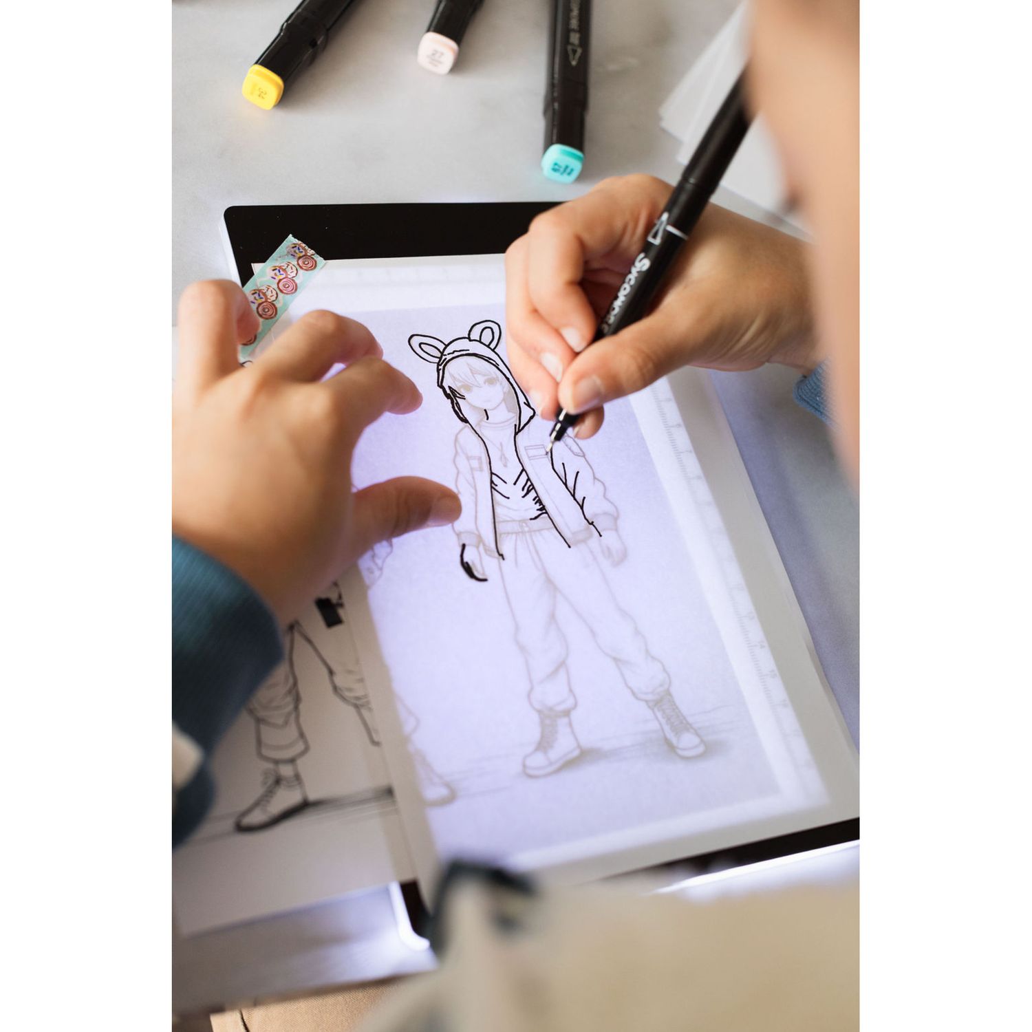 Sycomore - manga - scuola di personaggi - tavola led a5 e pennarelli - NO BRAND
