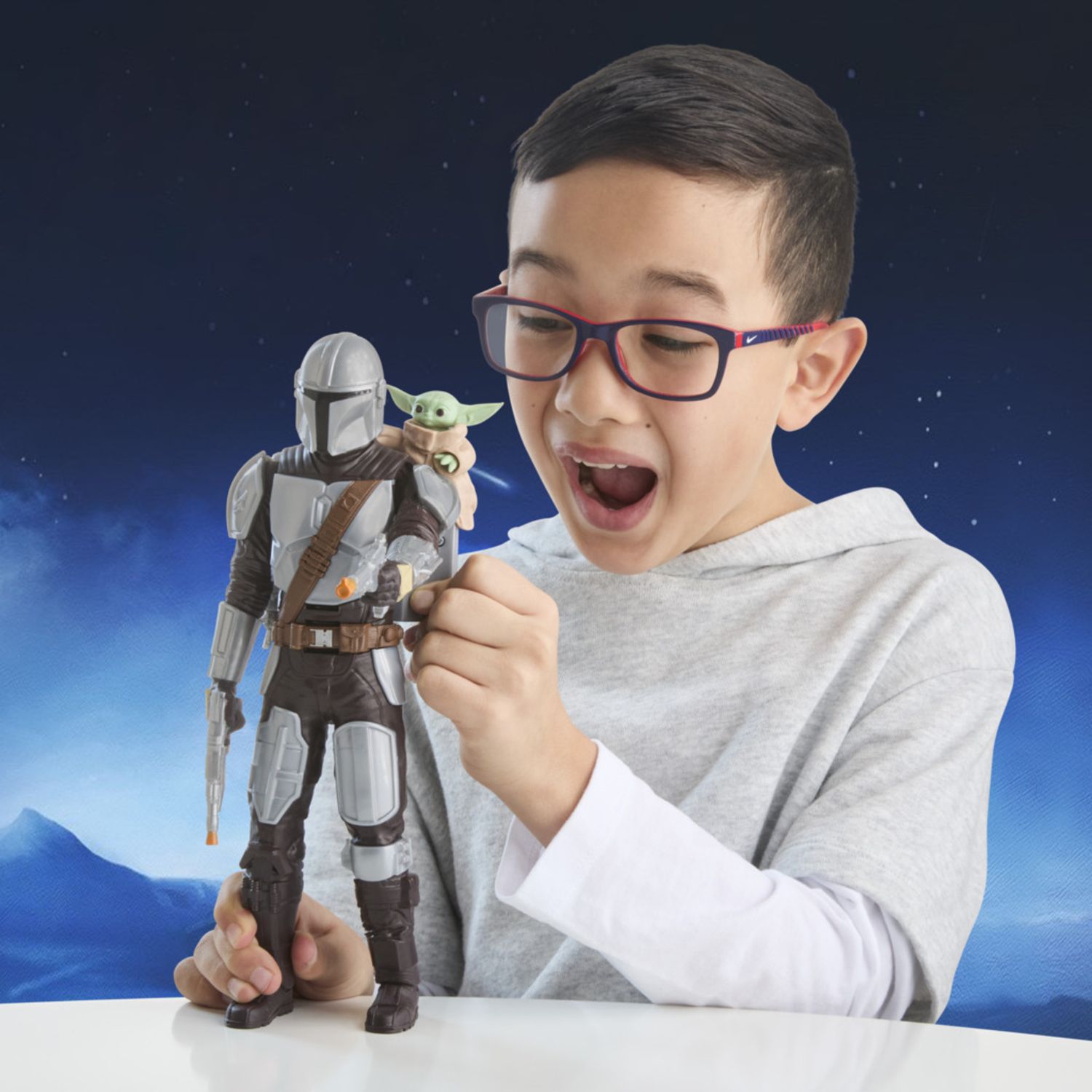 Hasbro star wars - il mandaloriano e grogu – action figure da 28 cm con effetti sonori, giocattoli interattivi per bambini e bambine dai 4 anni in su - Star Wars