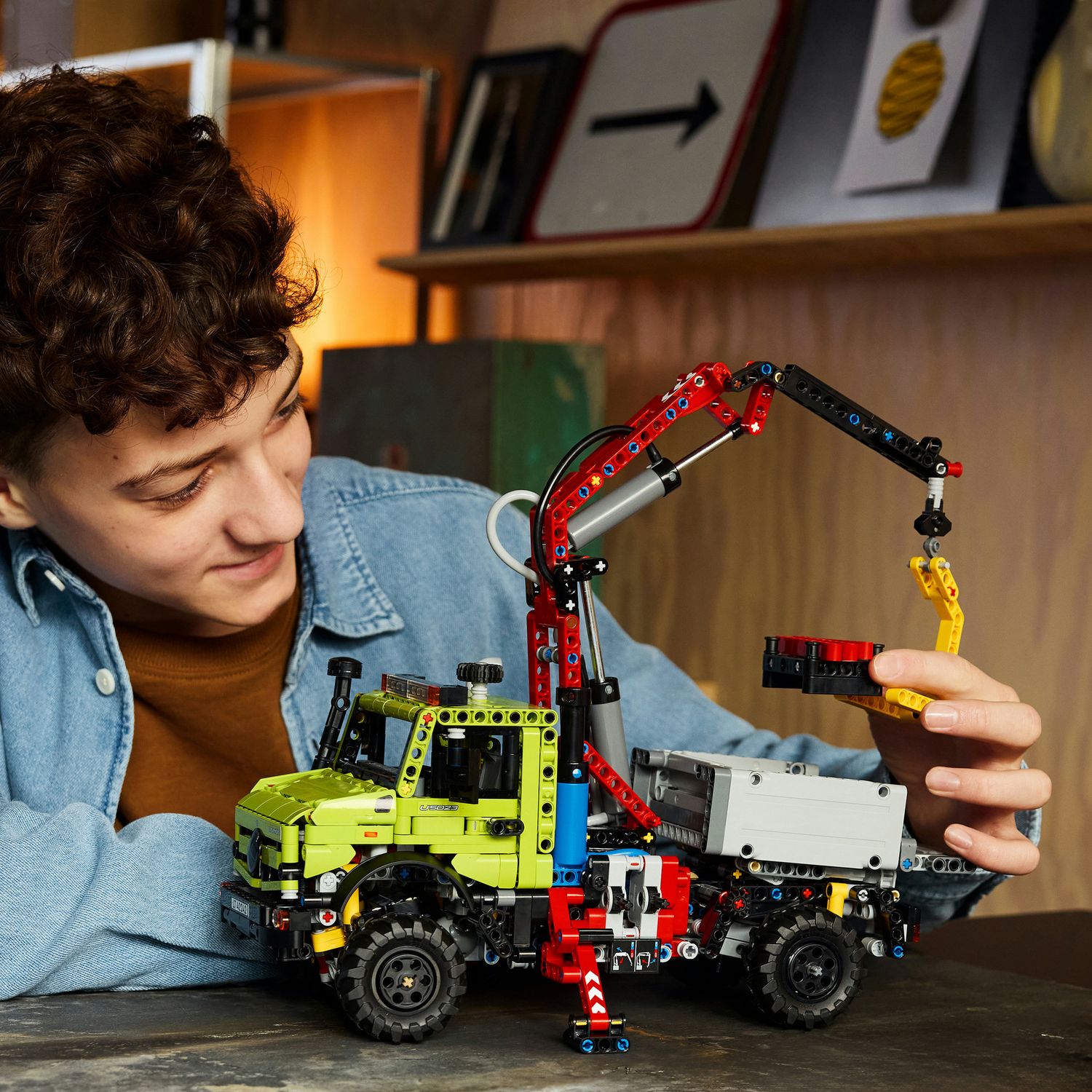 Lego technic mercedes-benz unimog u 5023 con gru - 42242 - LEGO TECHNIC, Lego