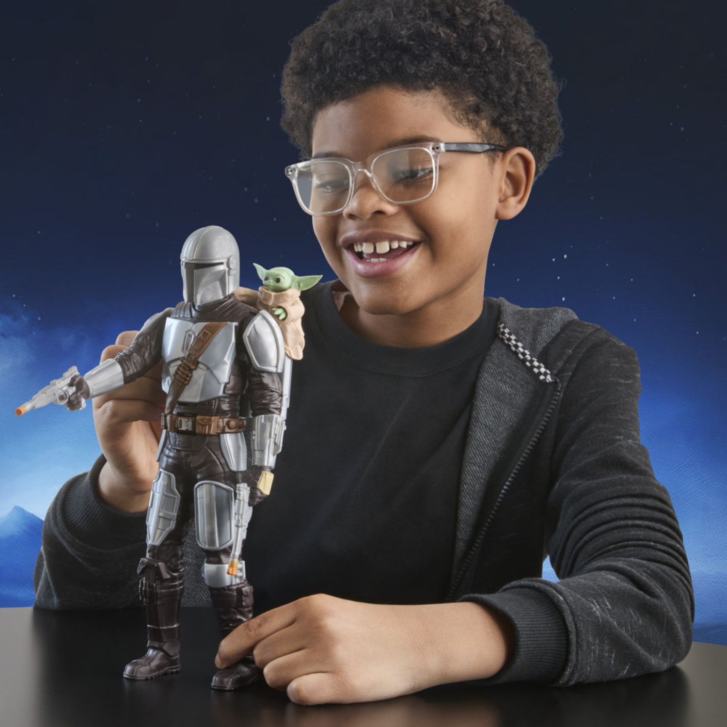 Hasbro star wars - il mandaloriano e grogu – action figure da 28 cm con effetti sonori, giocattoli interattivi per bambini e bambine dai 4 anni in su - Star Wars