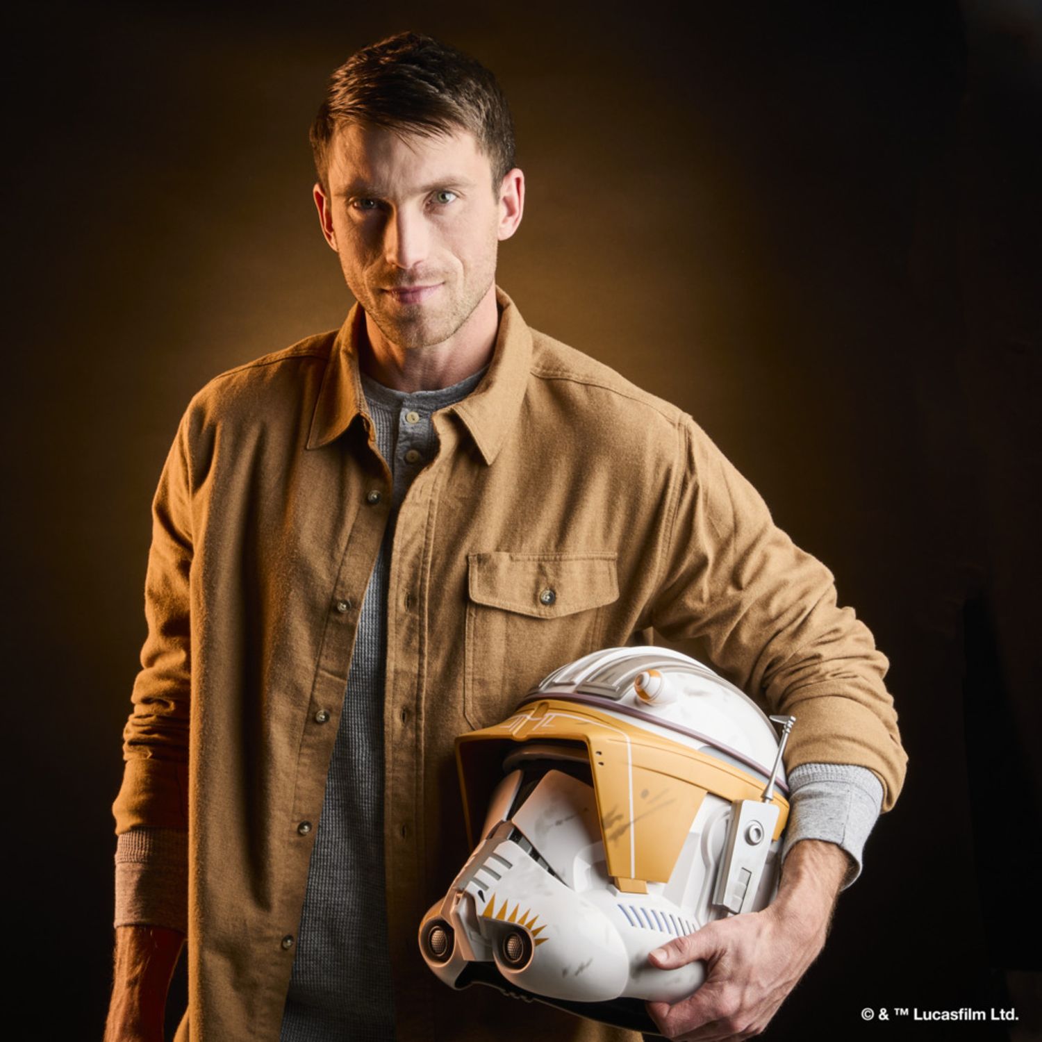 Hasbro star wars the black series, casco elettronico del comandante clone cody – articolo per roleplay per adulti - Star Wars